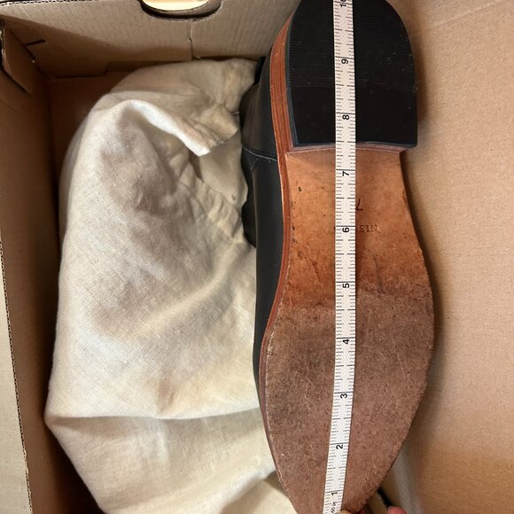 Nisolo Chelsea Boot - Picture 8 of 9